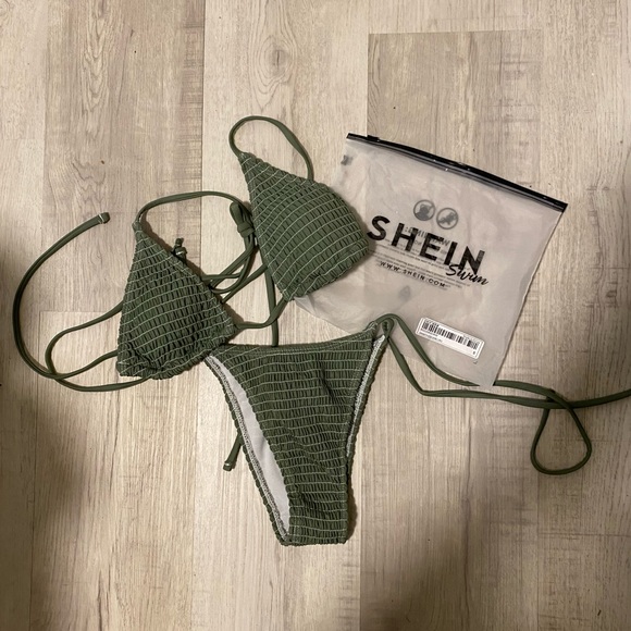 SHEIN Bikini - Picture 4 of 5